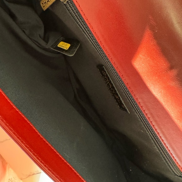 TRADE!! Reserved!! CHANEL BAG. EUC - Picture 9 of 13